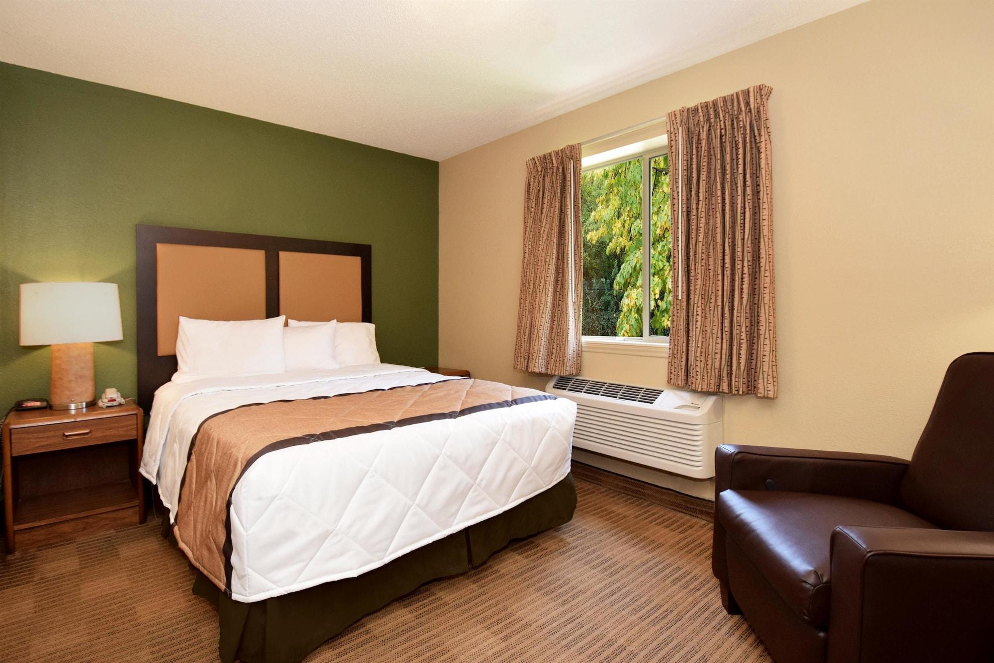 Extended Stay America Select Suites - Dallas - Farmers Branch Exterior photo