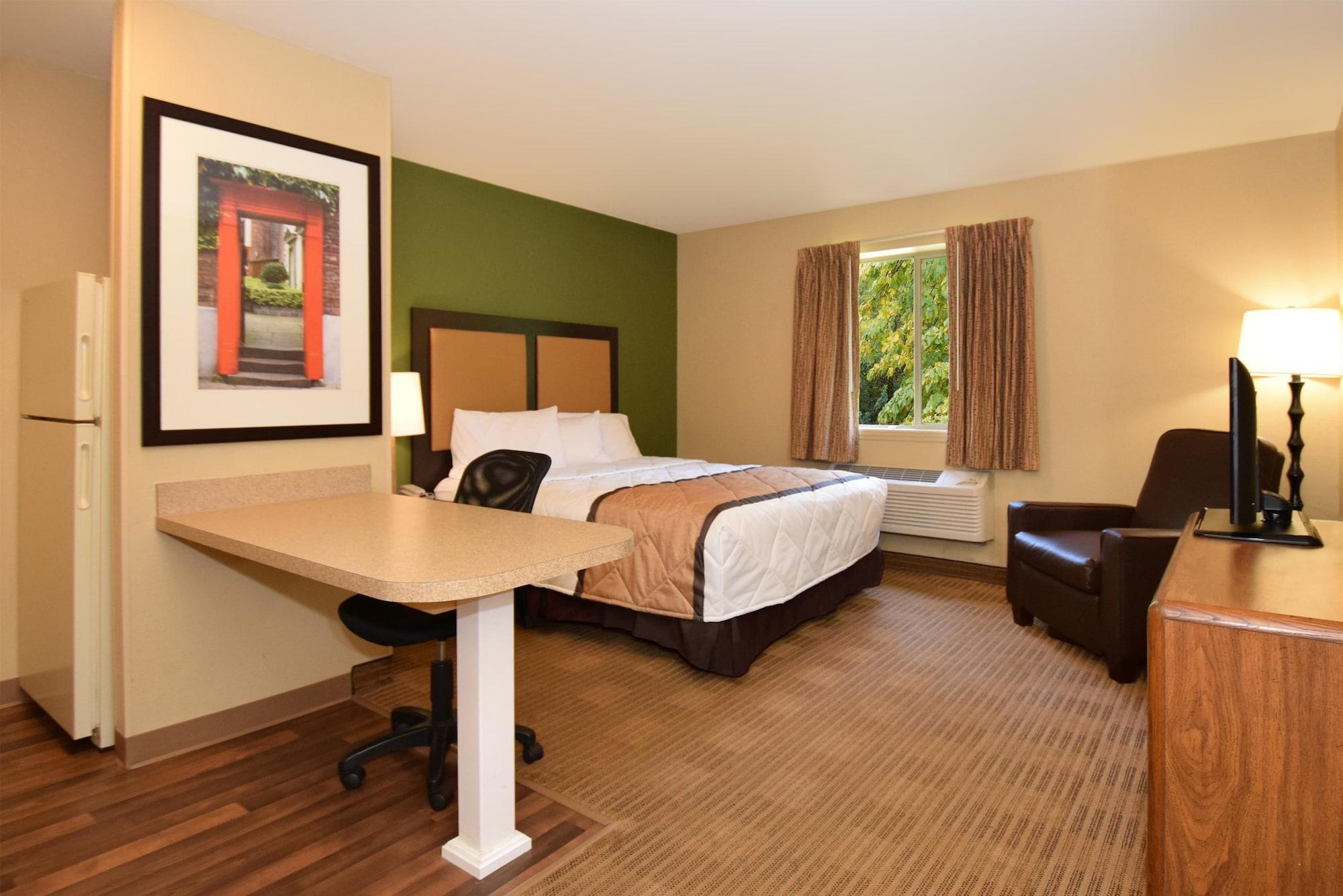 Extended Stay America Select Suites - Dallas - Farmers Branch Exterior photo