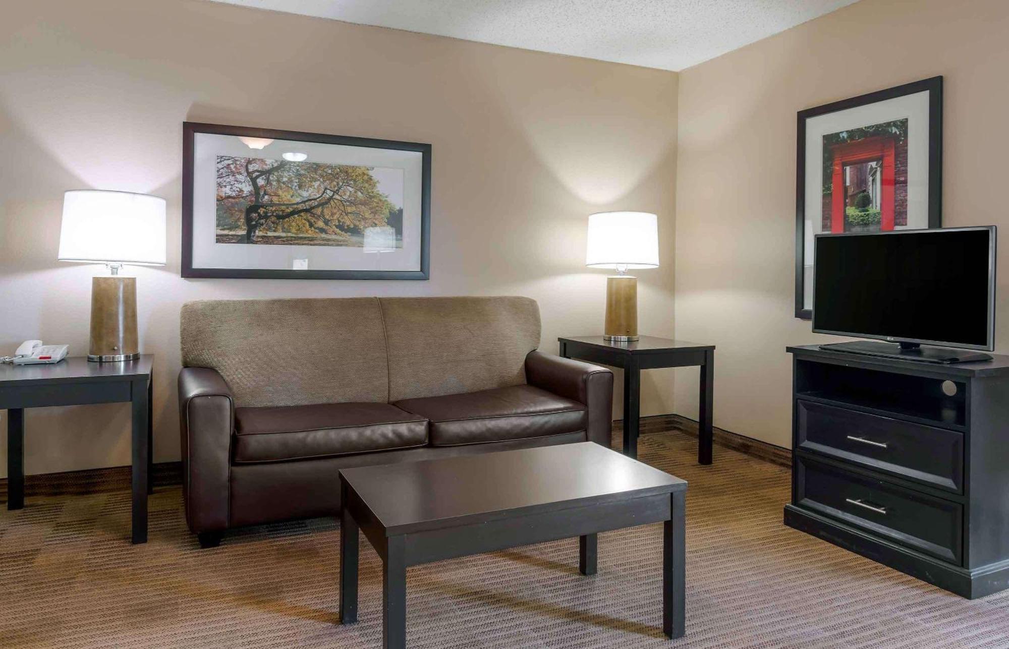Extended Stay America Select Suites - Dallas - Farmers Branch Exterior photo